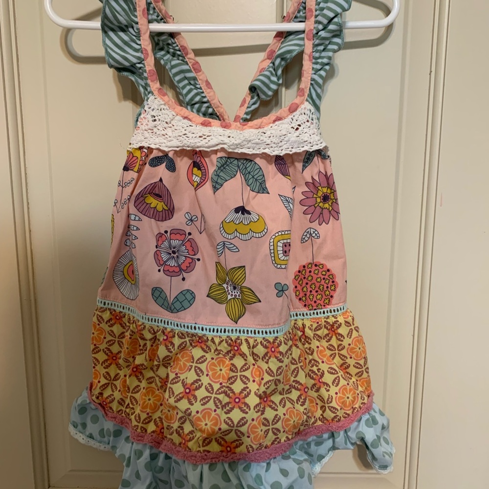 Matilda Jane Spring Floral Top  size 4